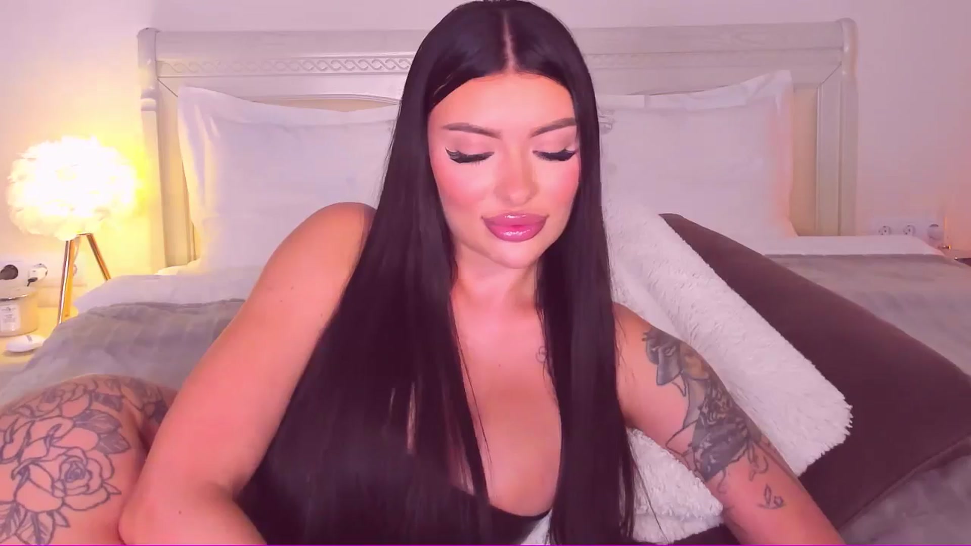 Gallery image thumbnail from Mary_Harris_'s myfreecams stream on, 06/11/2024, 21:46 image 3 of 20