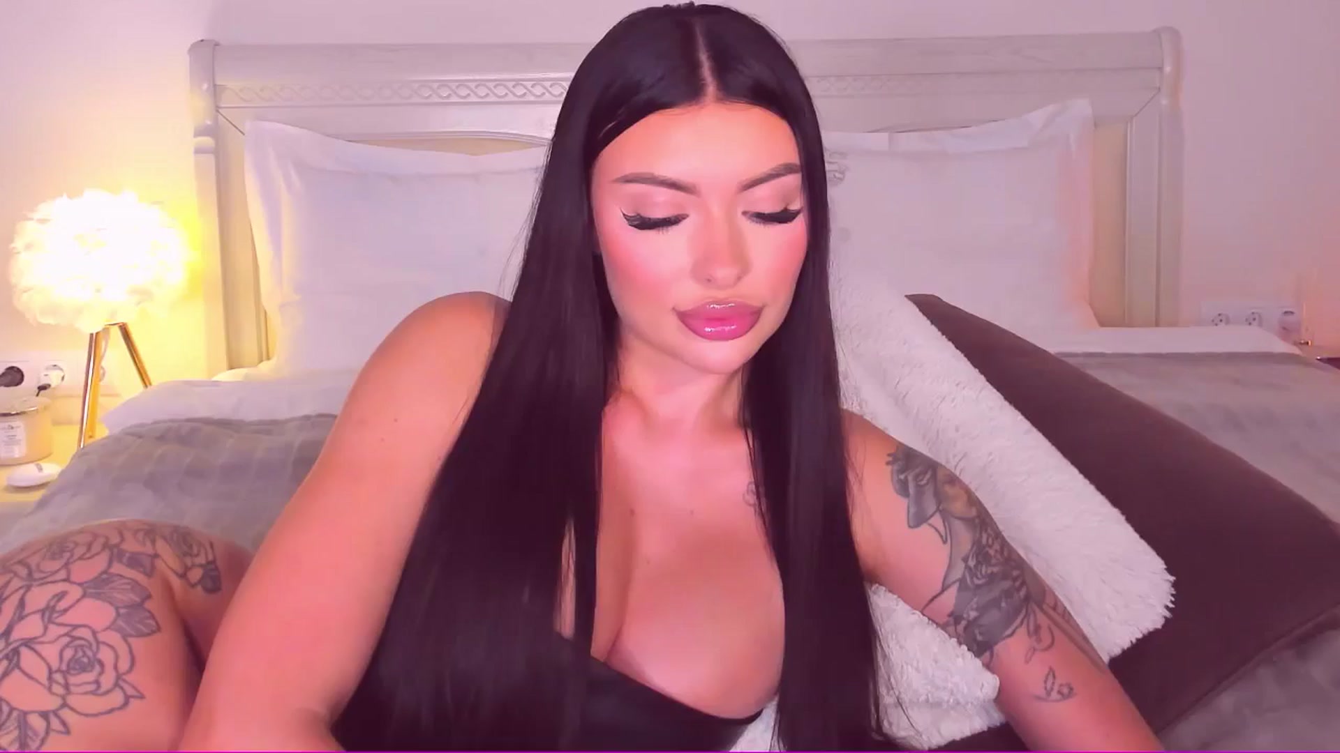 Gallery image thumbnail from Mary_Harris_'s myfreecams stream on, 06/11/2024, 21:46 image 1 of 20