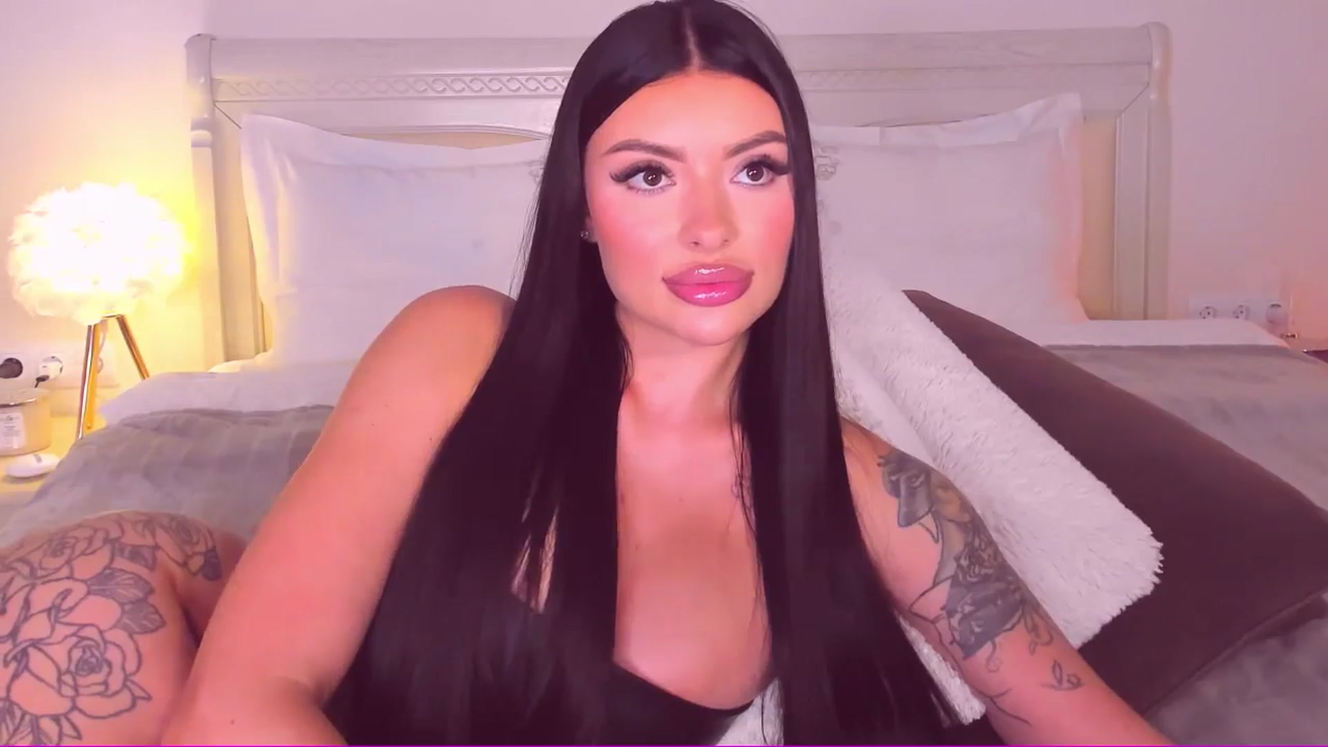 Gallery image thumbnail from Mary_Harris_'s myfreecams stream on, 06/11/2024, 21:46 image 9 of 20