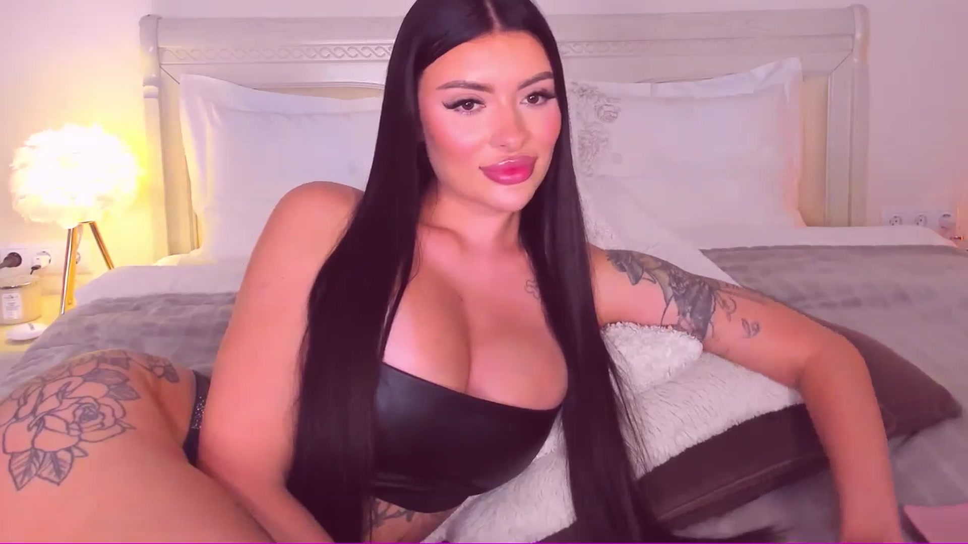 Gallery image thumbnail from Mary_Harris_'s myfreecams stream on, 06/11/2024, 22:43 image 3 of 20