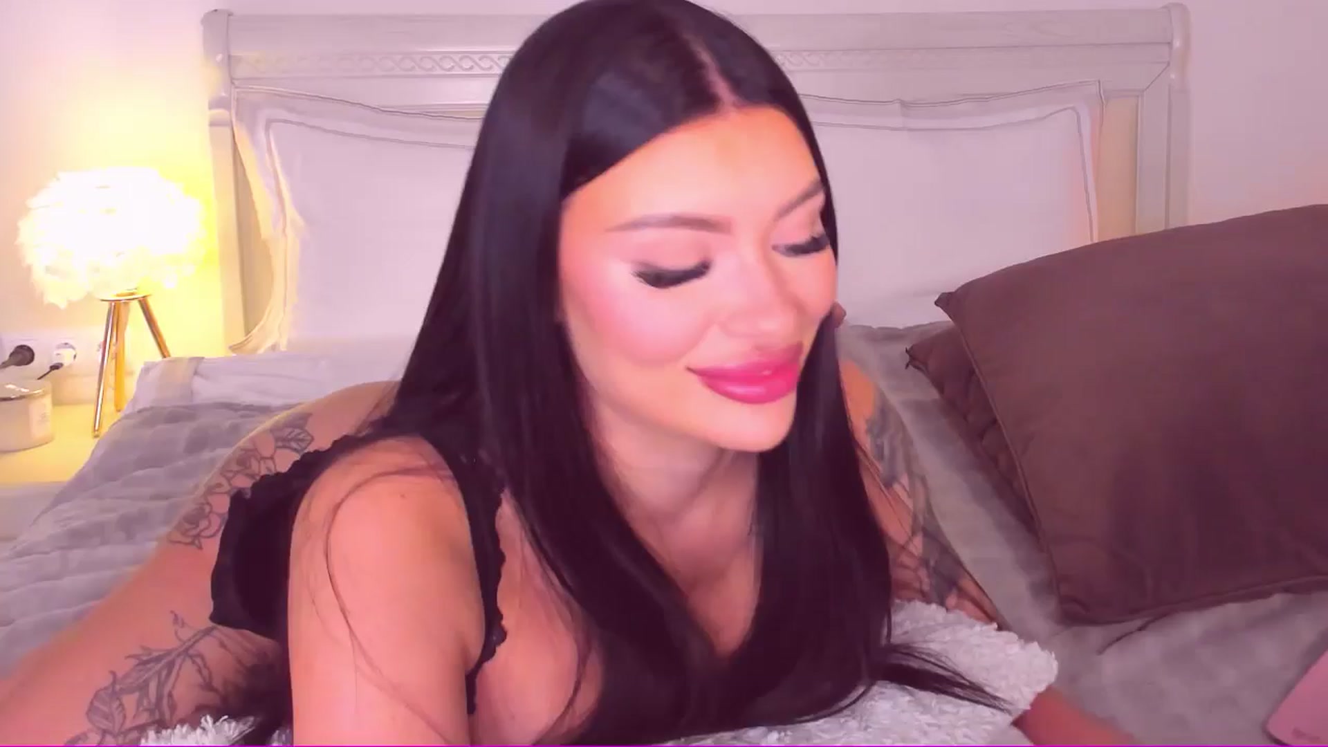 Gallery image thumbnail from Mary_Harris_'s myfreecams stream on, 06/13/2024, 02:37 image 2 of 20
