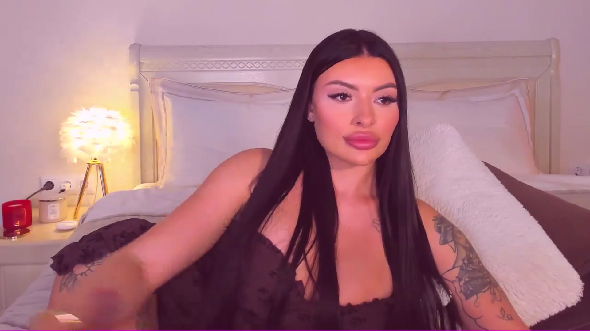 Gallery image thumbnail from Mary_Harris_'s myfreecams stream on, 06/17/2024, 16:38 image 19 of 20
