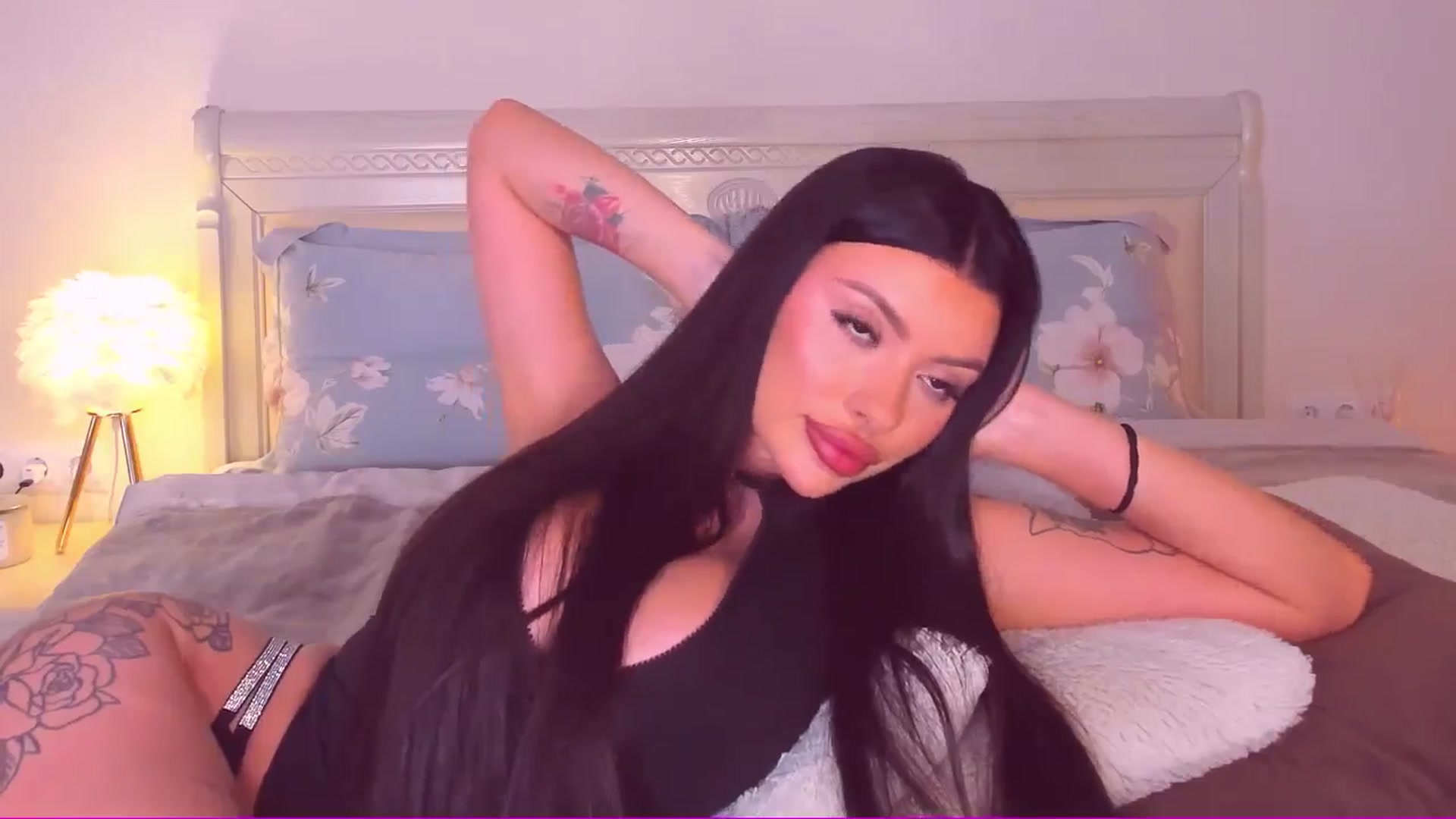 Gallery image thumbnail from Mary_Harris_'s myfreecams stream on, 06/19/2024, 19:58 image 14 of 20