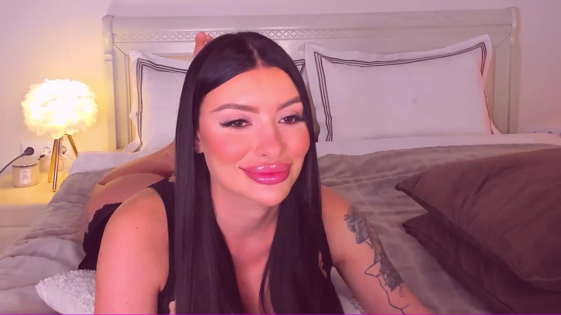 Gallery image thumbnail from Mary_Harris_'s myfreecams stream on, 06/25/2024, 17:44 image 20 of 20