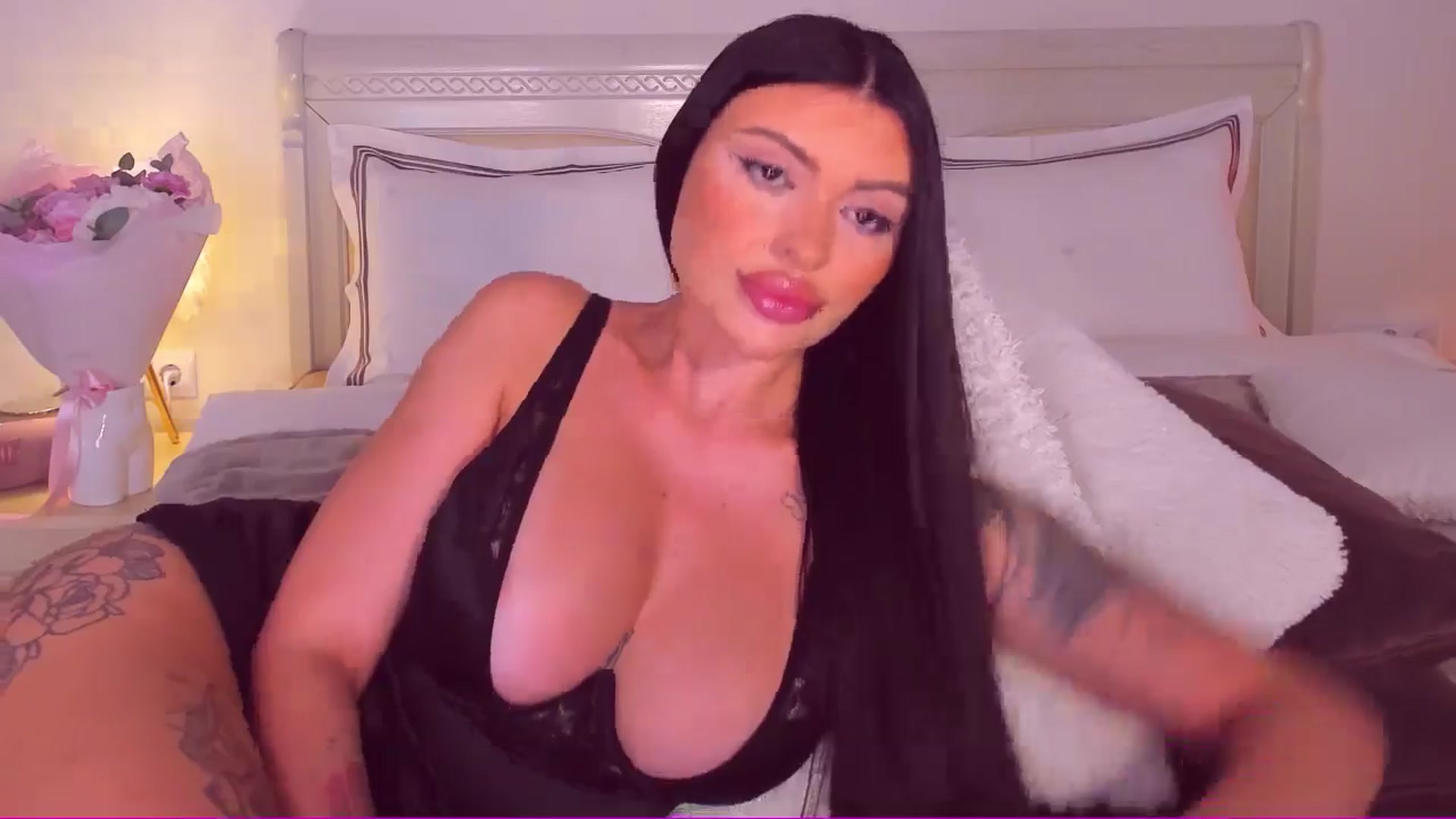 Gallery image thumbnail from Mary_Harris_'s myfreecams stream on, 06/27/2024, 22:31 image 13 of 20