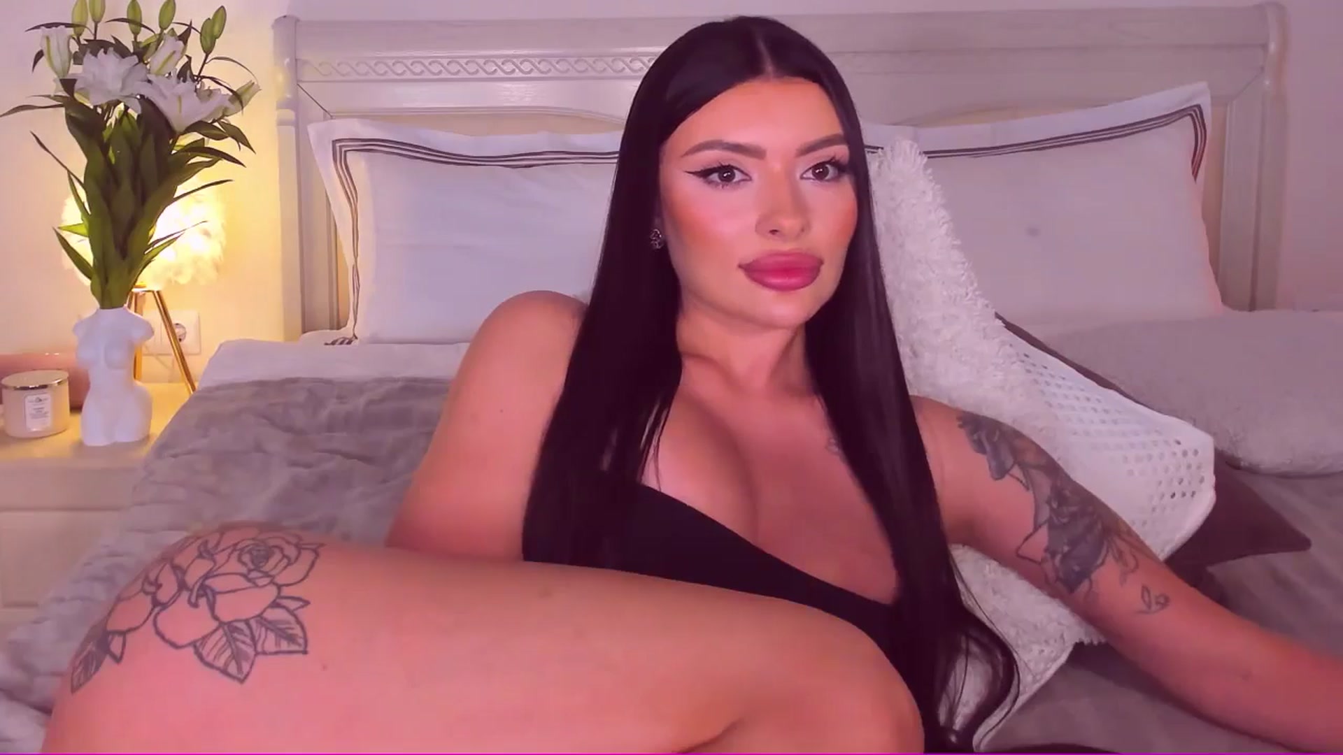 Gallery image thumbnail from Mary_Harris_'s myfreecams stream on, 06/29/2024, 22:34 image 16 of 20