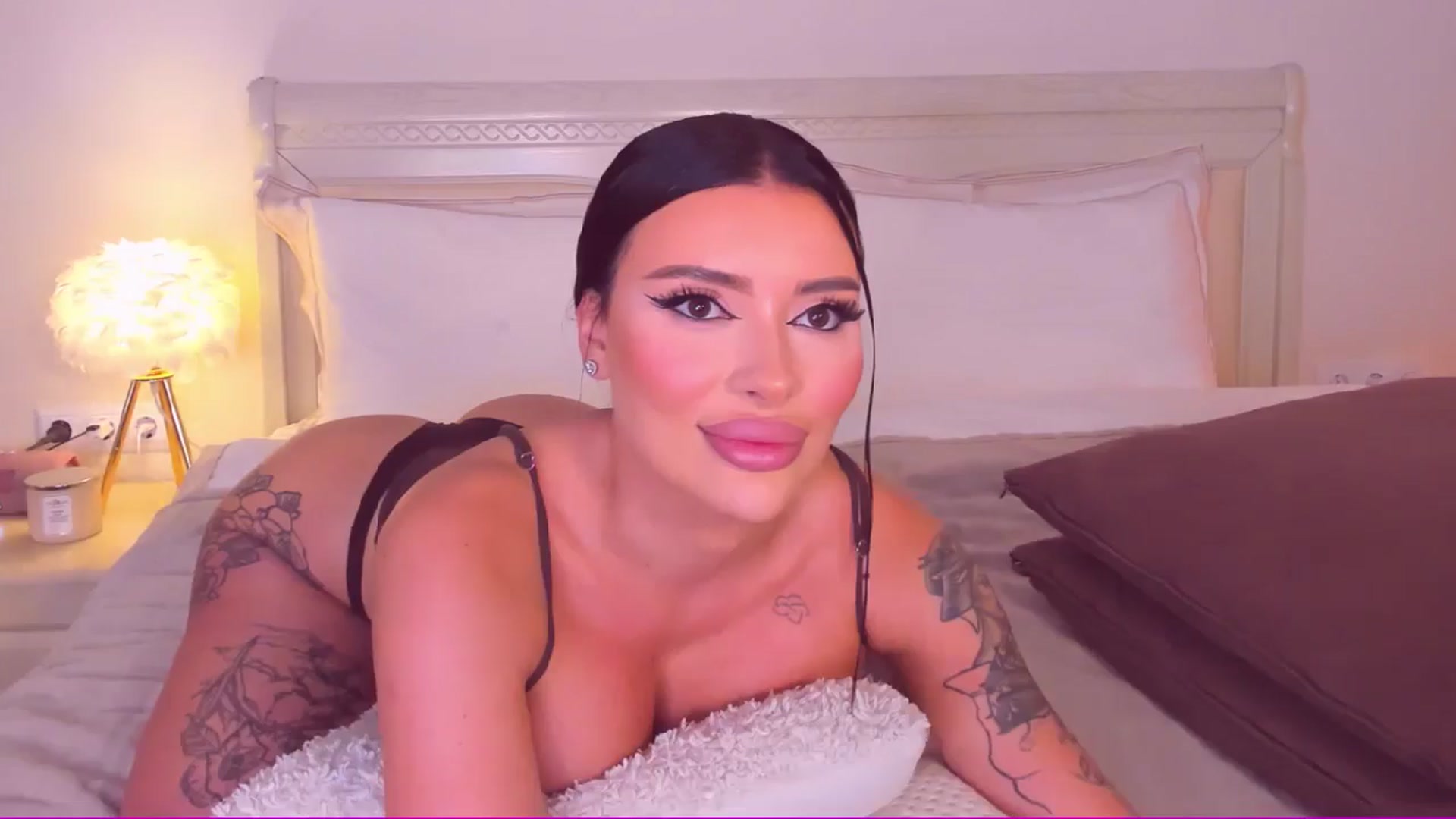 Gallery image thumbnail from Mary_Harris_'s myfreecams stream on, 08/08/2024, 06:12 image 13 of 20