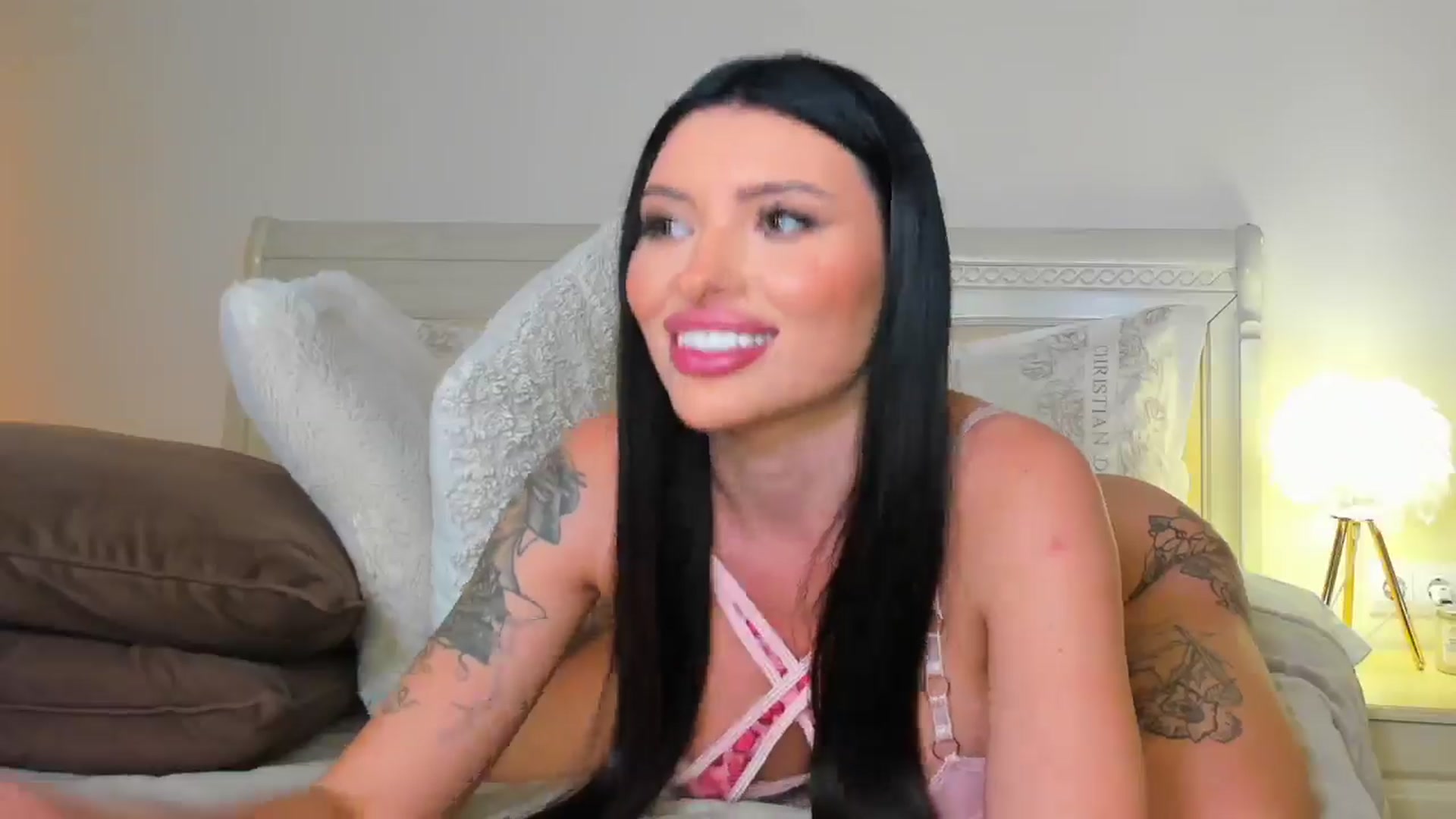 Gallery image thumbnail from Mary_Harris_'s myfreecams stream on, 08/26/2024, 18:45 image 11 of 20