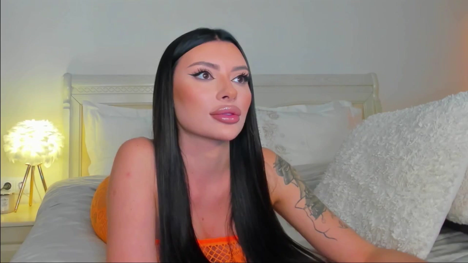 Gallery image thumbnail from Mary_Harris_'s myfreecams stream on, 08/29/2024, 18:25 image 16 of 20