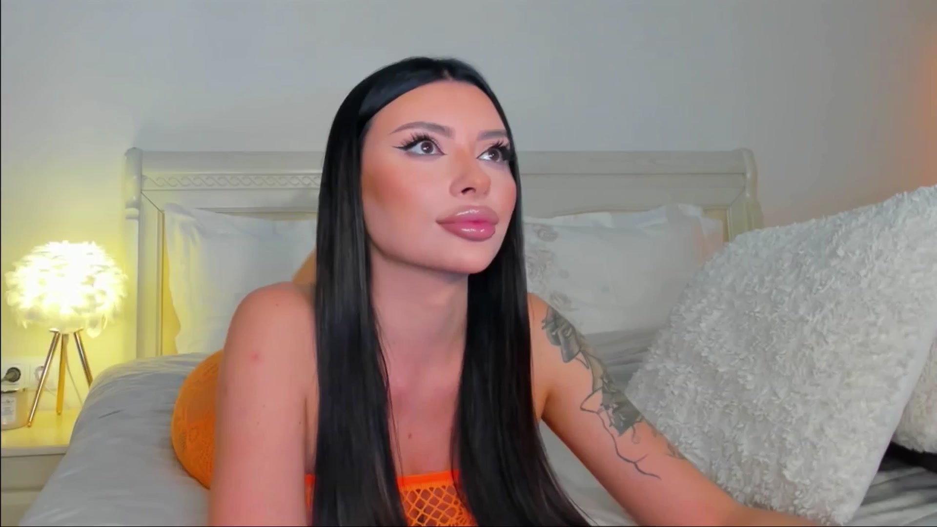 Gallery image thumbnail from Mary_Harris_'s myfreecams stream on, 08/29/2024, 18:25 image 6 of 20