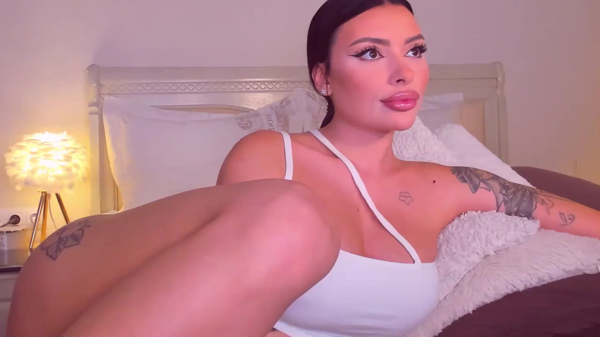 Gallery image thumbnail from Mary_Harris_'s myfreecams stream on, 09/04/2024, 20:10 image 20 of 20