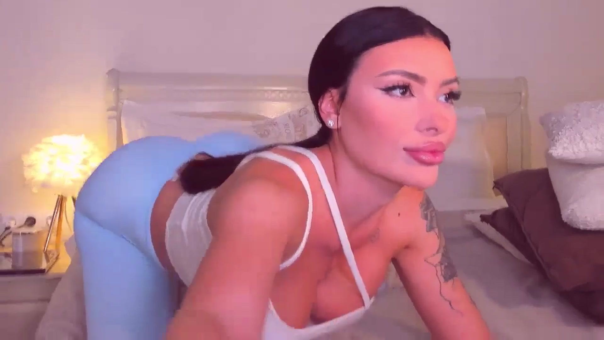 Gallery image thumbnail from Mary_Harris_'s myfreecams stream on, 09/04/2024, 20:10 image 9 of 20