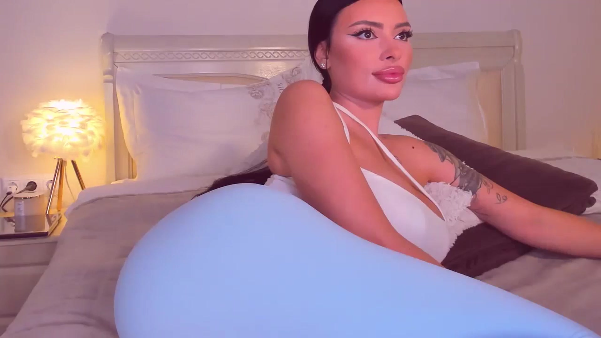 Gallery image thumbnail from Mary_Harris_'s myfreecams stream on, 09/04/2024, 21:55 image 11 of 20