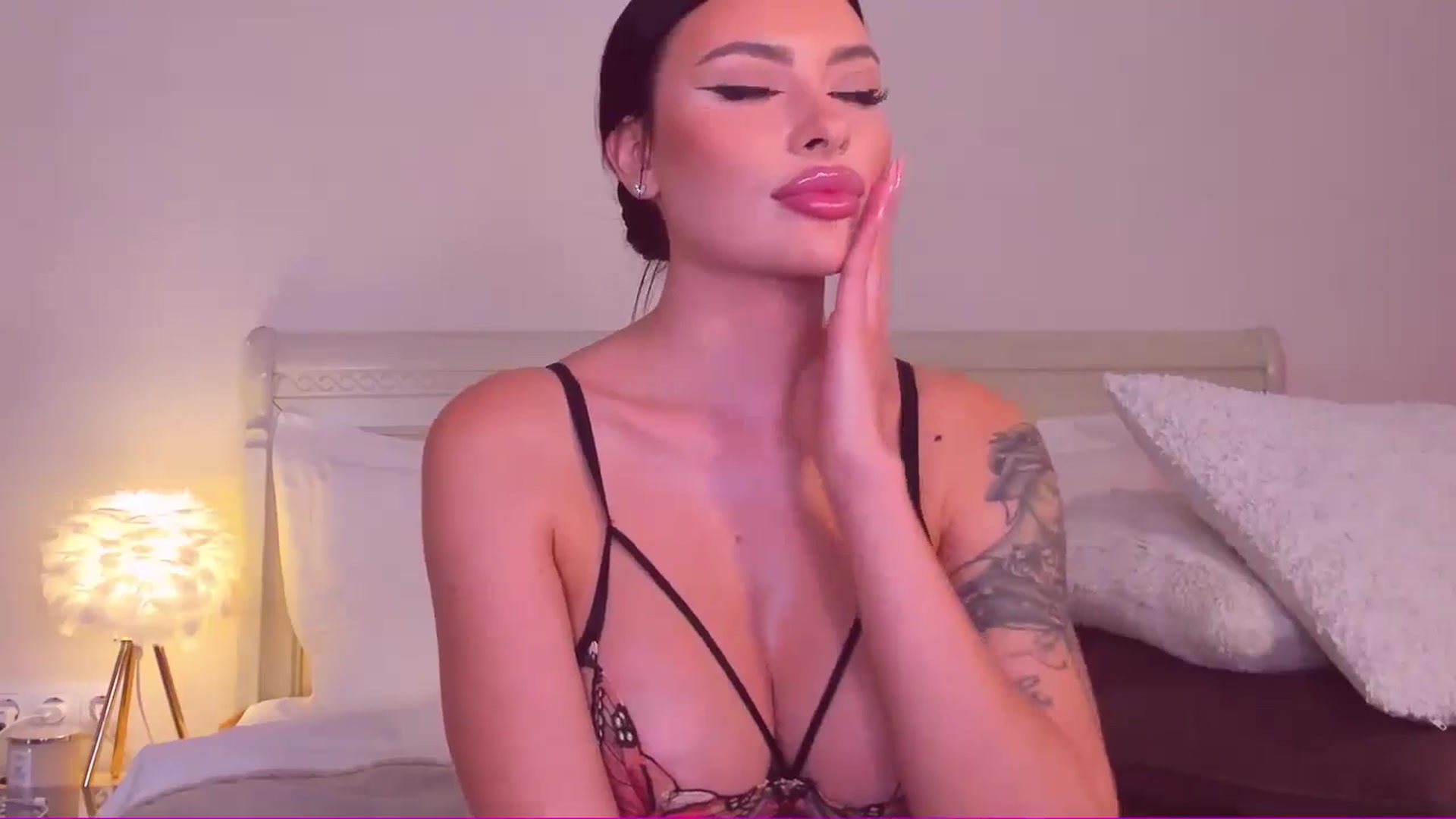 Gallery image thumbnail from Mary_Harris_'s myfreecams stream on, 09/05/2024, 05:29 image 18 of 20