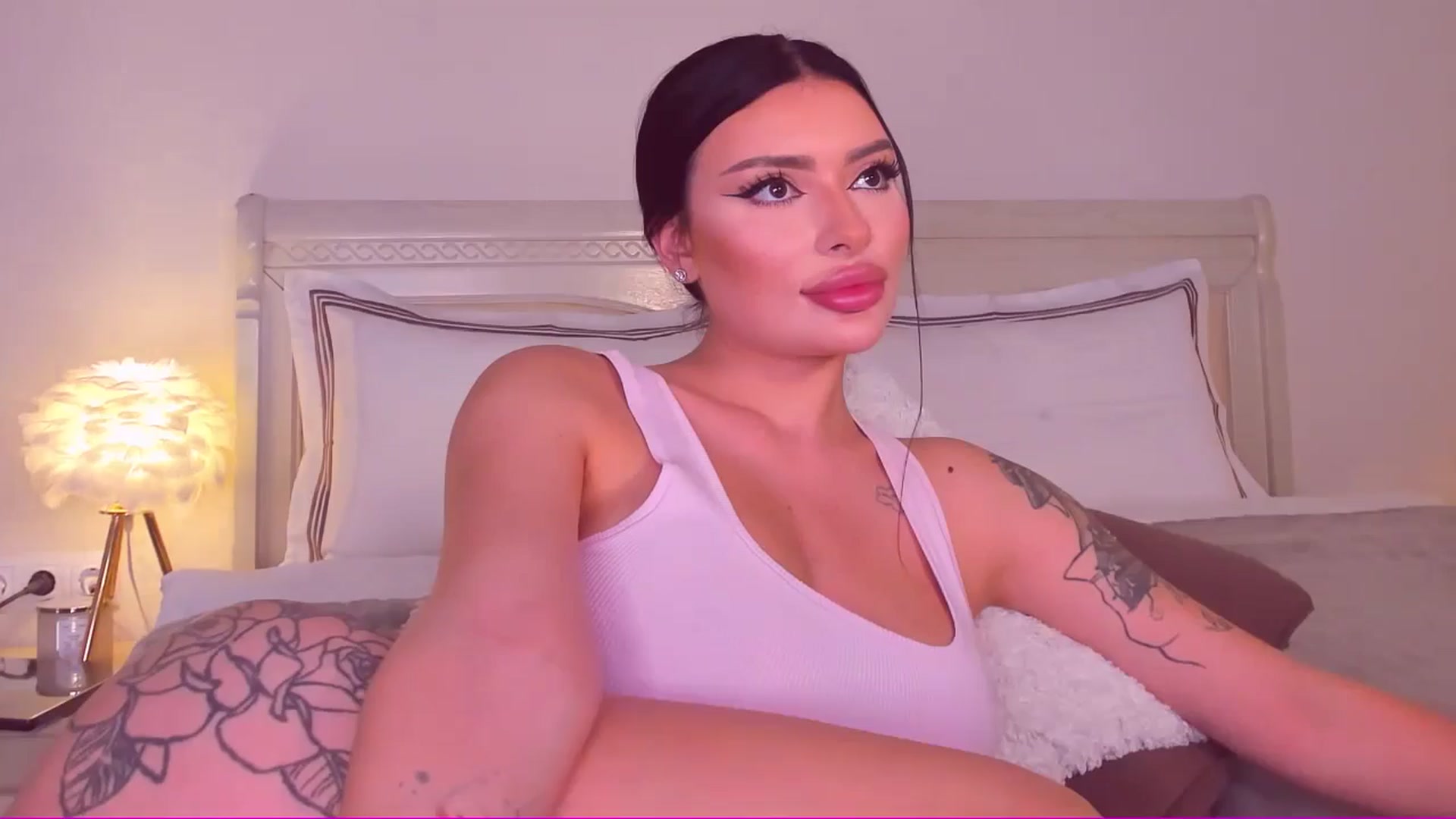 Gallery image thumbnail from Mary_Harris_'s myfreecams stream on, 09/06/2024, 19:33 image 11 of 20