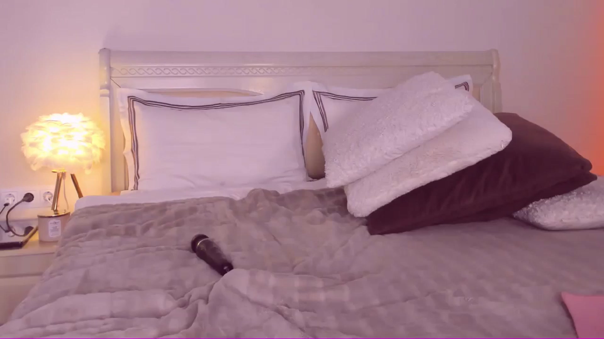 Gallery image thumbnail from Mary_Harris_'s myfreecams stream on, 09/08/2024, 24:08 image 20 of 20