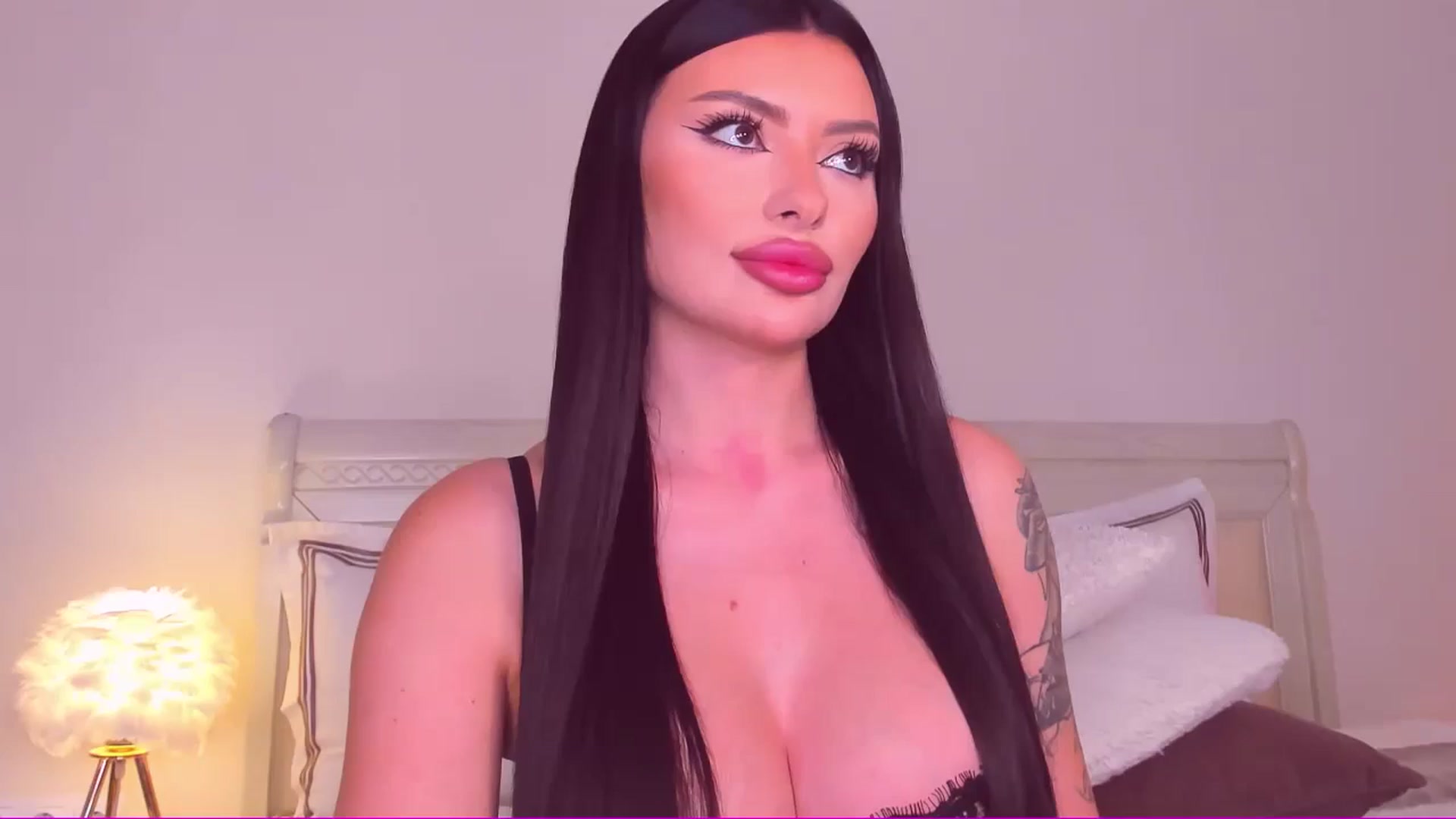 Gallery image thumbnail from Mary_Harris_'s myfreecams stream on, 09/10/2024, 10:35 image 1 of 20