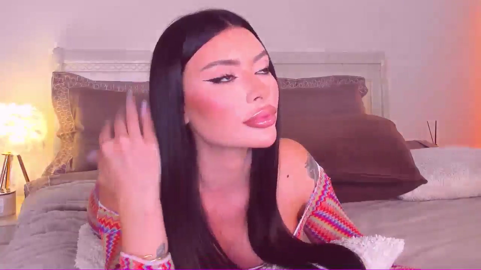 Gallery image thumbnail from Mary_Harris_'s myfreecams stream on, 09/16/2024, 14:40 image 9 of 20