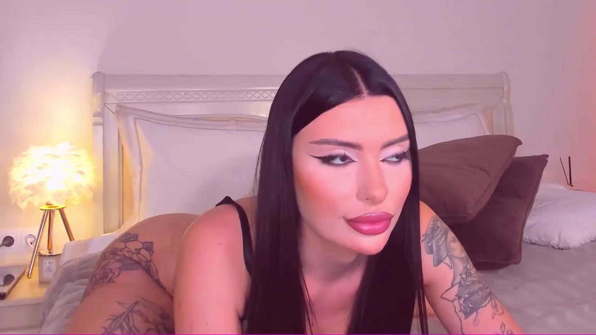 Gallery image thumbnail from Mary_Harris_'s myfreecams stream on, 09/21/2024, 23:13 image 5 of 20