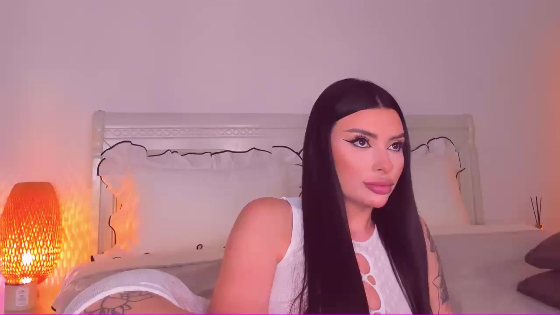 Gallery image thumbnail from Mary_Harris_'s myfreecams stream on, 10/14/2024, 23:58 image 16 of 20