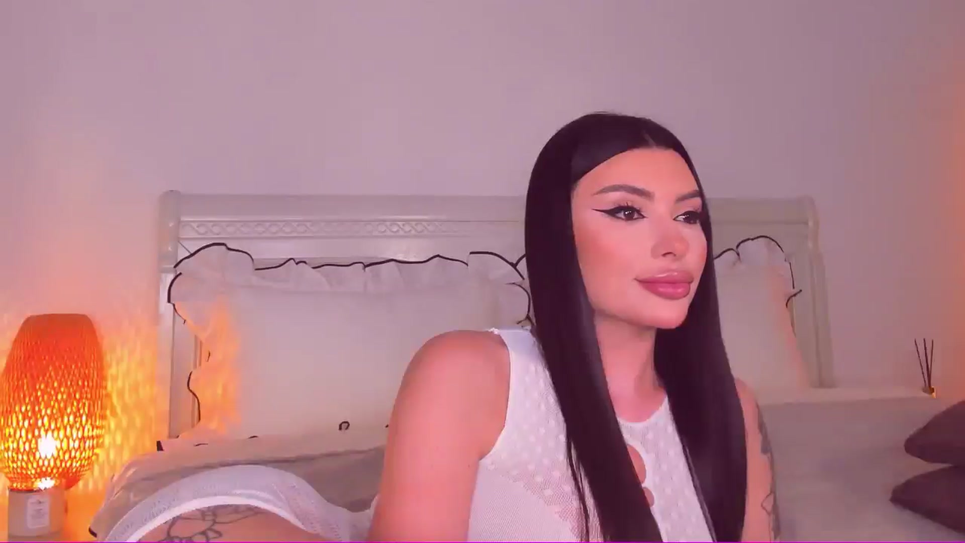 Gallery image thumbnail from Mary_Harris_'s myfreecams stream on, 10/14/2024, 23:58 image 11 of 20