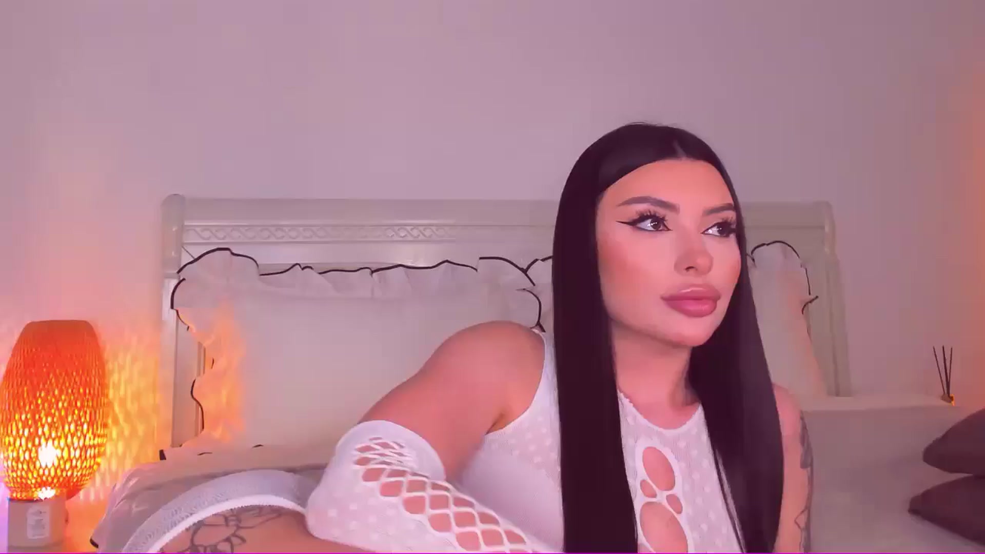 Gallery image thumbnail from Mary_Harris_'s myfreecams stream on, 10/14/2024, 23:58 image 6 of 20