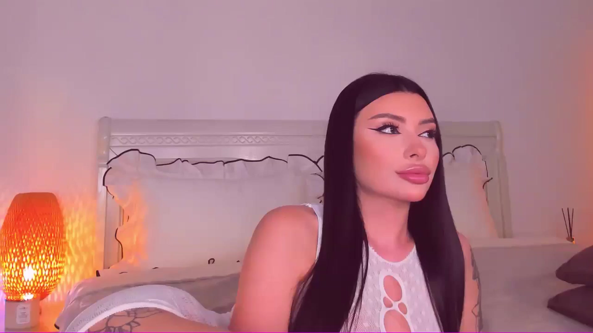 Gallery image thumbnail from Mary_Harris_'s myfreecams stream on, 10/14/2024, 23:58 image 13 of 20