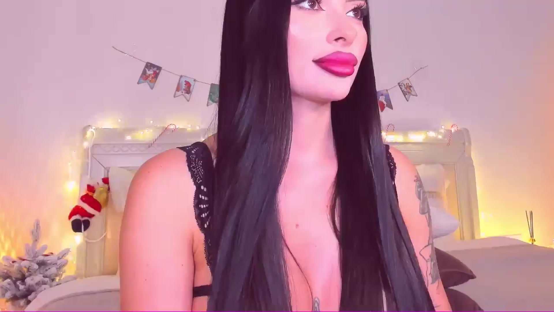 Gallery image thumbnail from Mary_Harris_'s myfreecams stream on, 12/13/2024, 15:56 image 6 of 20
