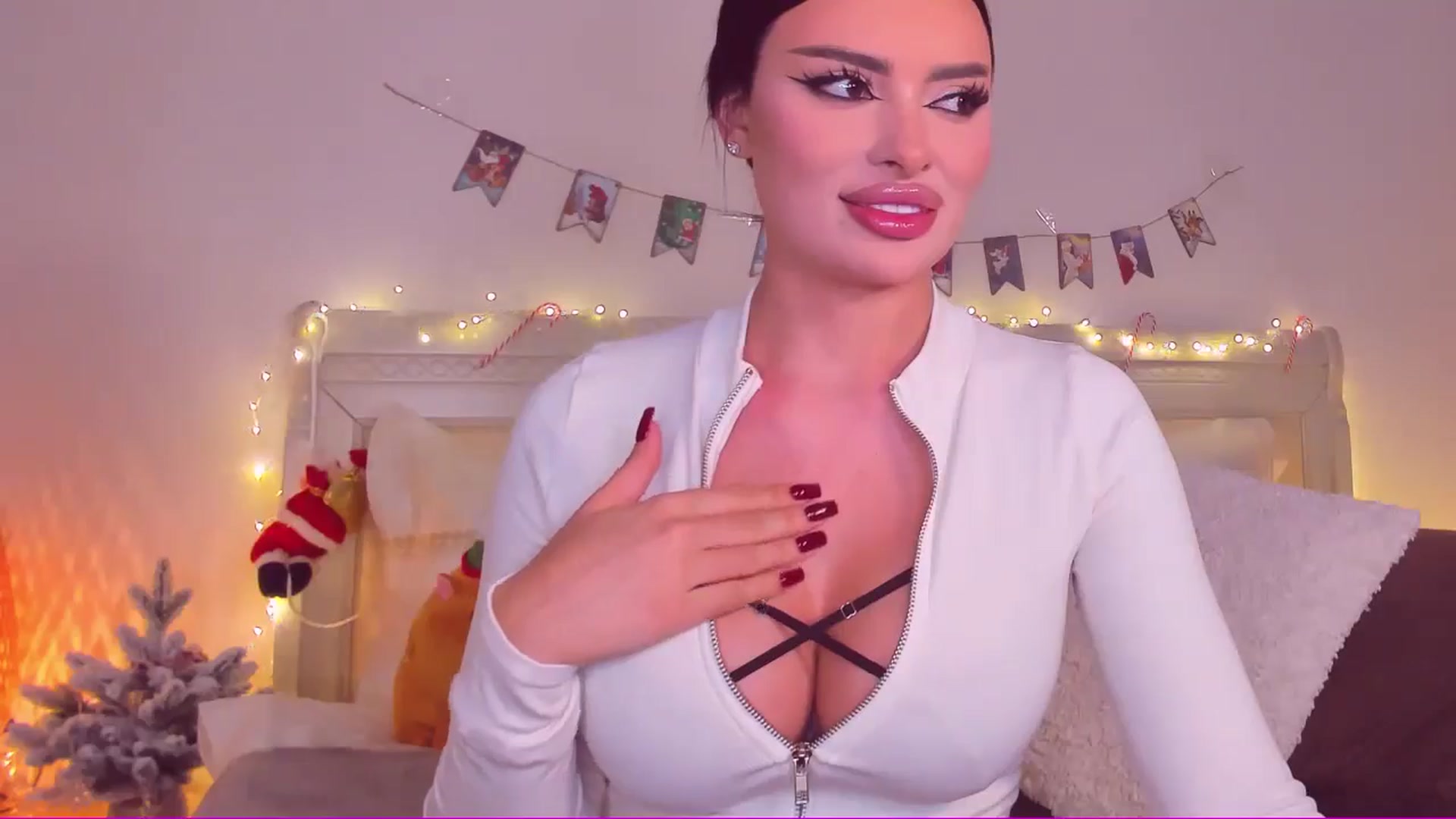 Gallery image thumbnail from Mary_Harris_'s myfreecams stream on, 12/14/2024, 21:26 image 3 of 20