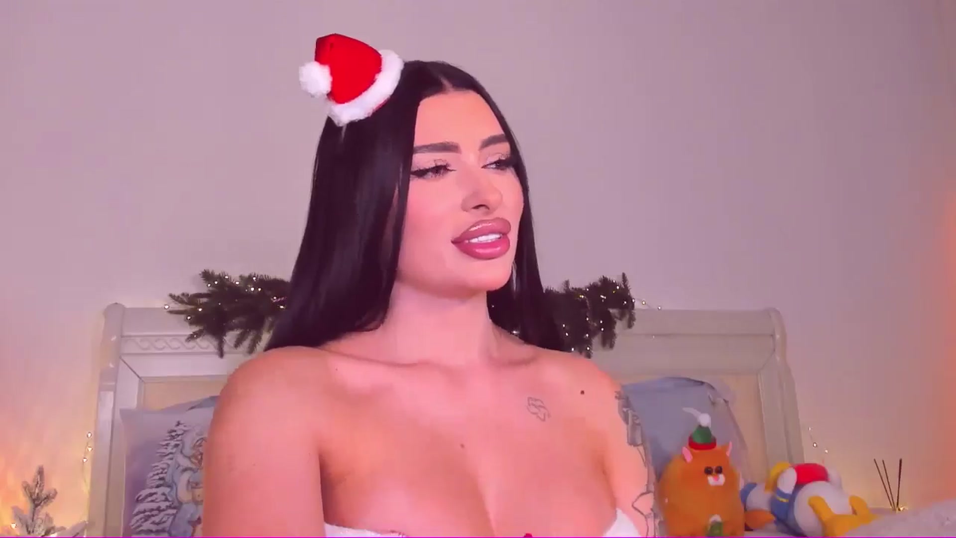 Gallery image thumbnail from Mary_Harris_'s myfreecams stream on, 12/23/2024, 10:44 image 11 of 20