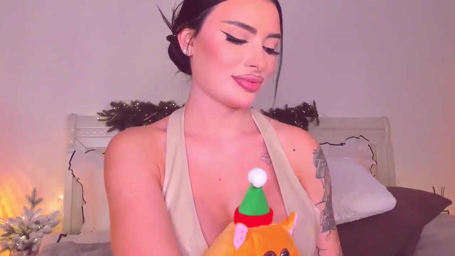 Gallery image thumbnail from Mary_Harris_'s myfreecams stream on, 01/05/2025, 22:44 image 16 of 20