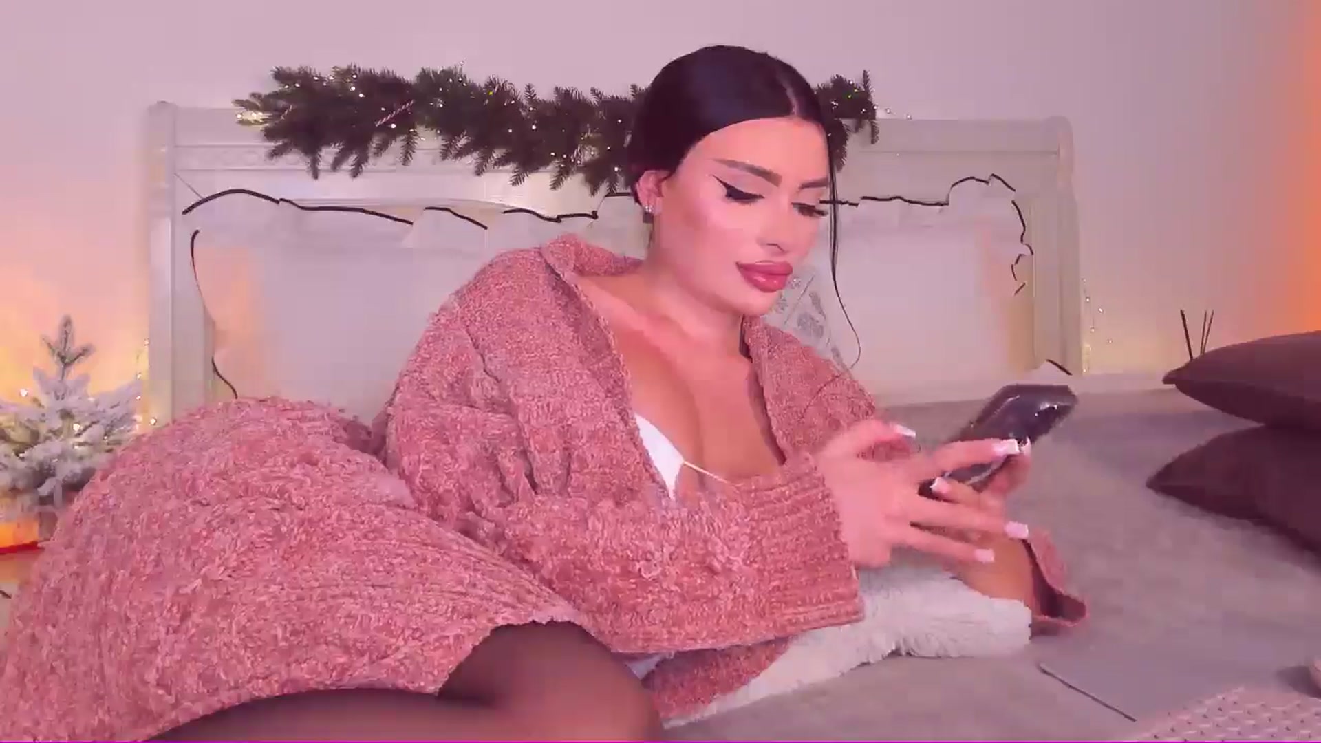 Gallery image thumbnail from Mary_Harris_'s myfreecams stream on, 01/07/2025, 20:07 image 17 of 20