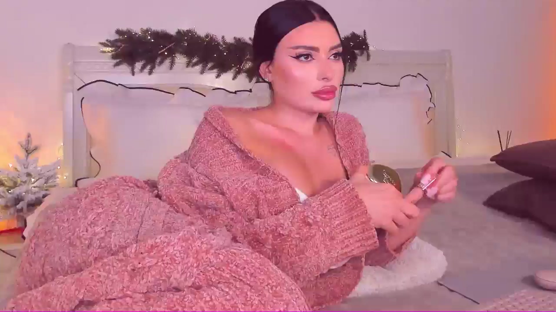 Gallery image thumbnail from Mary_Harris_'s myfreecams stream on, 01/07/2025, 20:07 image 18 of 20