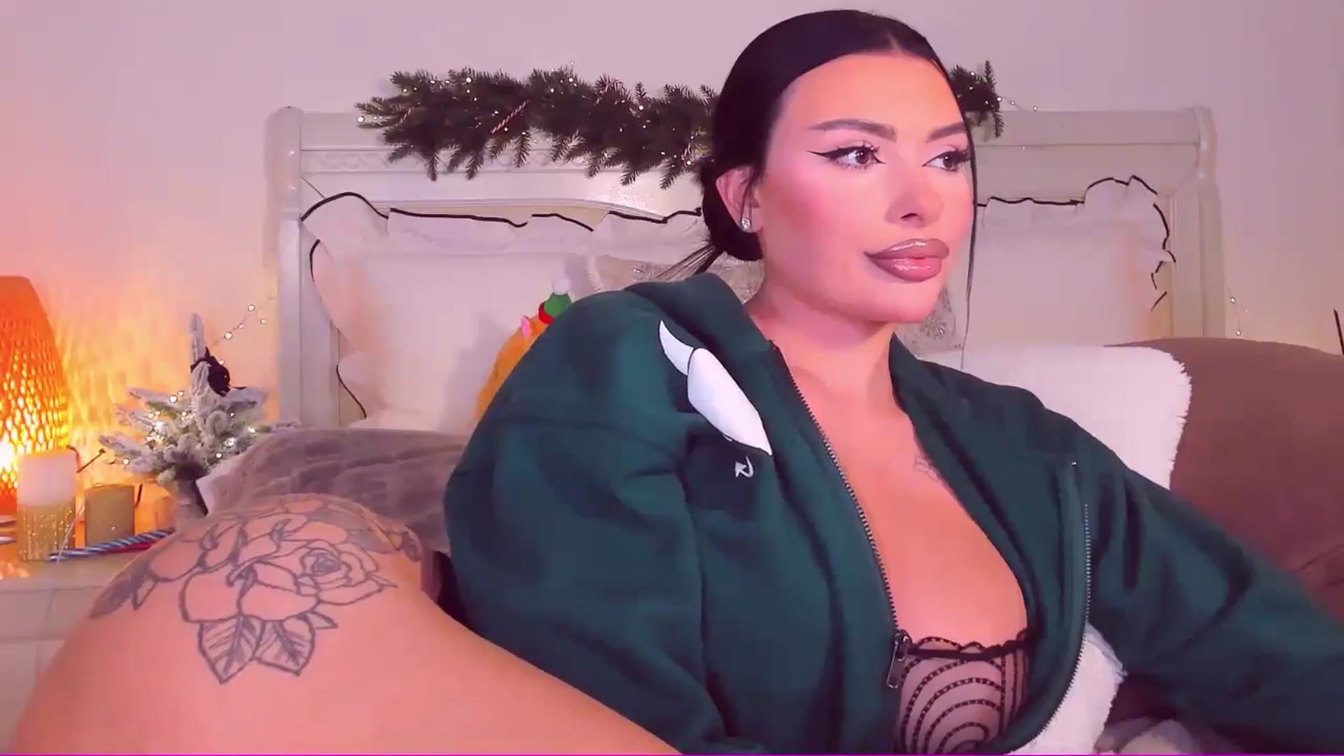 Gallery image thumbnail from Mary_Harris_'s myfreecams stream on, 01/13/2025, 02:38 image 13 of 20
