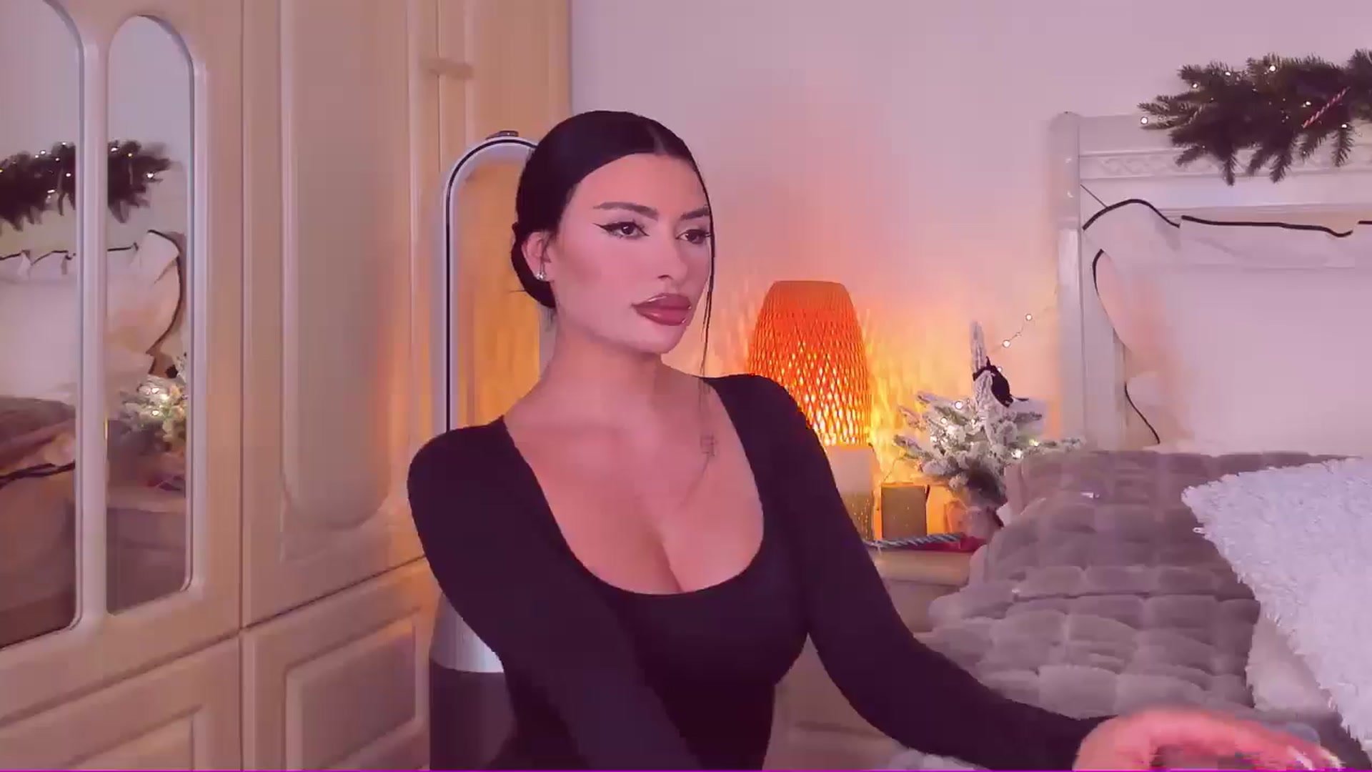 Gallery image thumbnail from Mary_Harris_'s myfreecams stream on, 01/13/2025, 16:46 image 8 of 20