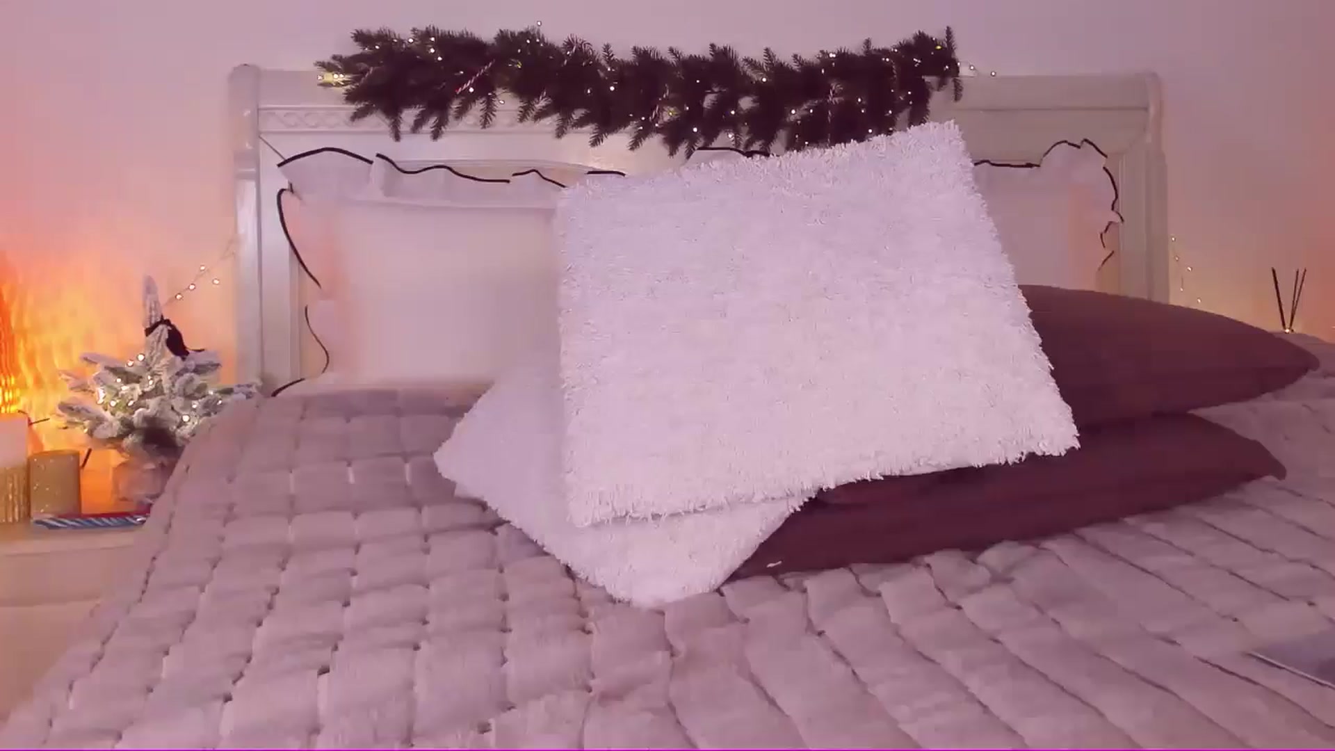 Gallery image thumbnail from Mary_Harris_'s myfreecams stream on, 01/14/2025, 19:01 image 11 of 20