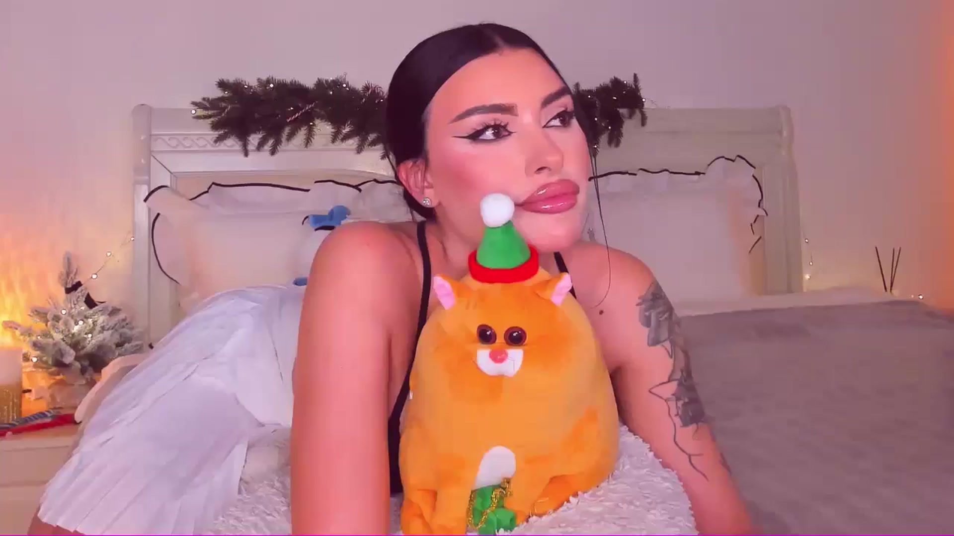 Gallery image thumbnail from Mary_Harris_'s myfreecams stream on, 01/17/2025, 19:55 image 19 of 20