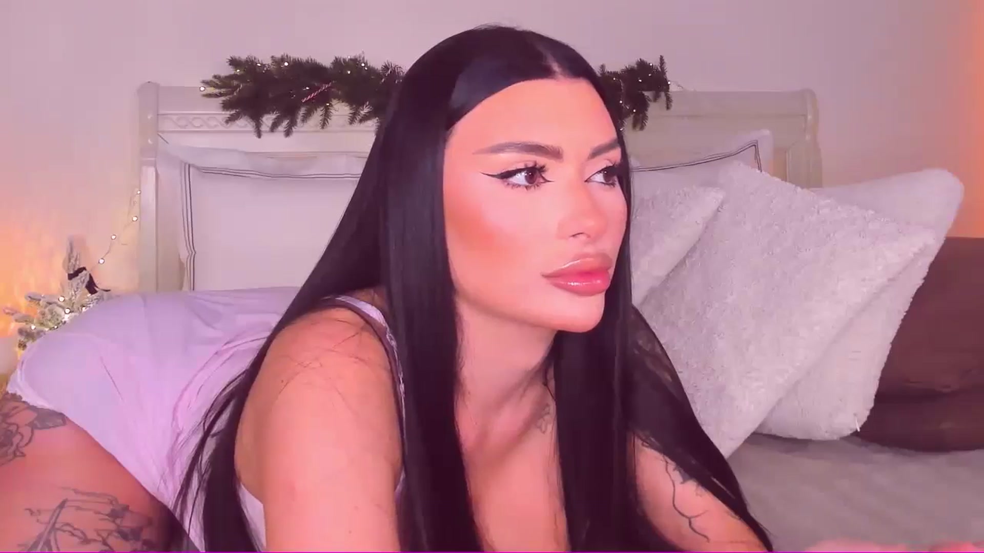 Gallery image thumbnail from Mary_Harris_'s myfreecams stream on, 01/18/2025, 14:47 image 10 of 20