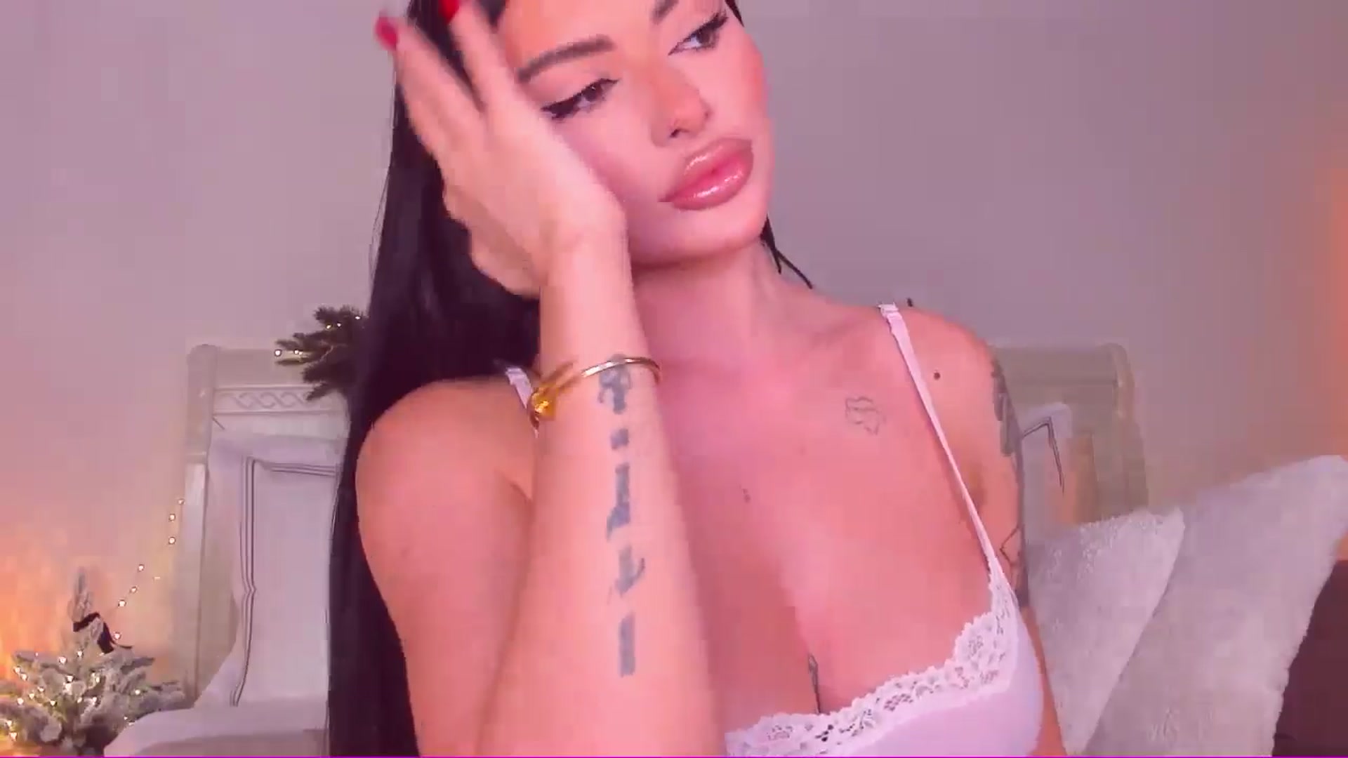 Gallery image thumbnail from Mary_Harris_'s myfreecams stream on, 01/18/2025, 15:03 image 20 of 20
