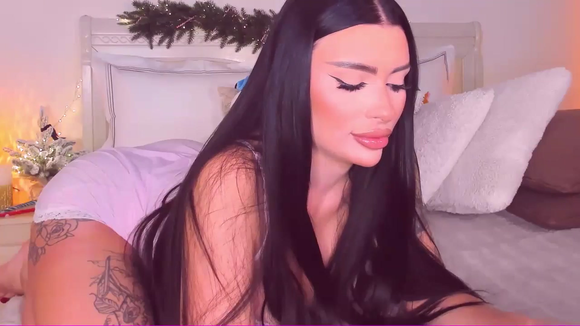 Gallery image thumbnail from Mary_Harris_'s myfreecams stream on, 01/18/2025, 15:29 image 13 of 20