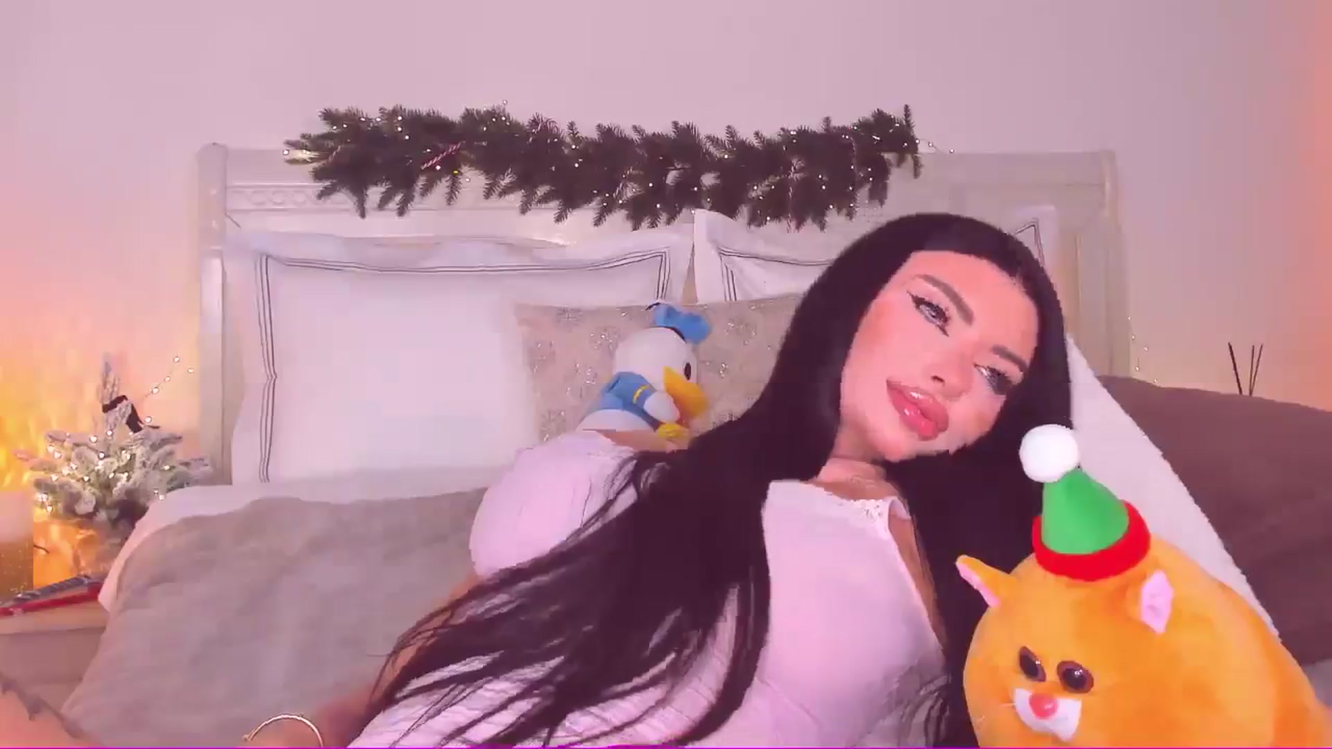Gallery image thumbnail from Mary_Harris_'s myfreecams stream on, 01/18/2025, 18:16 image 14 of 20