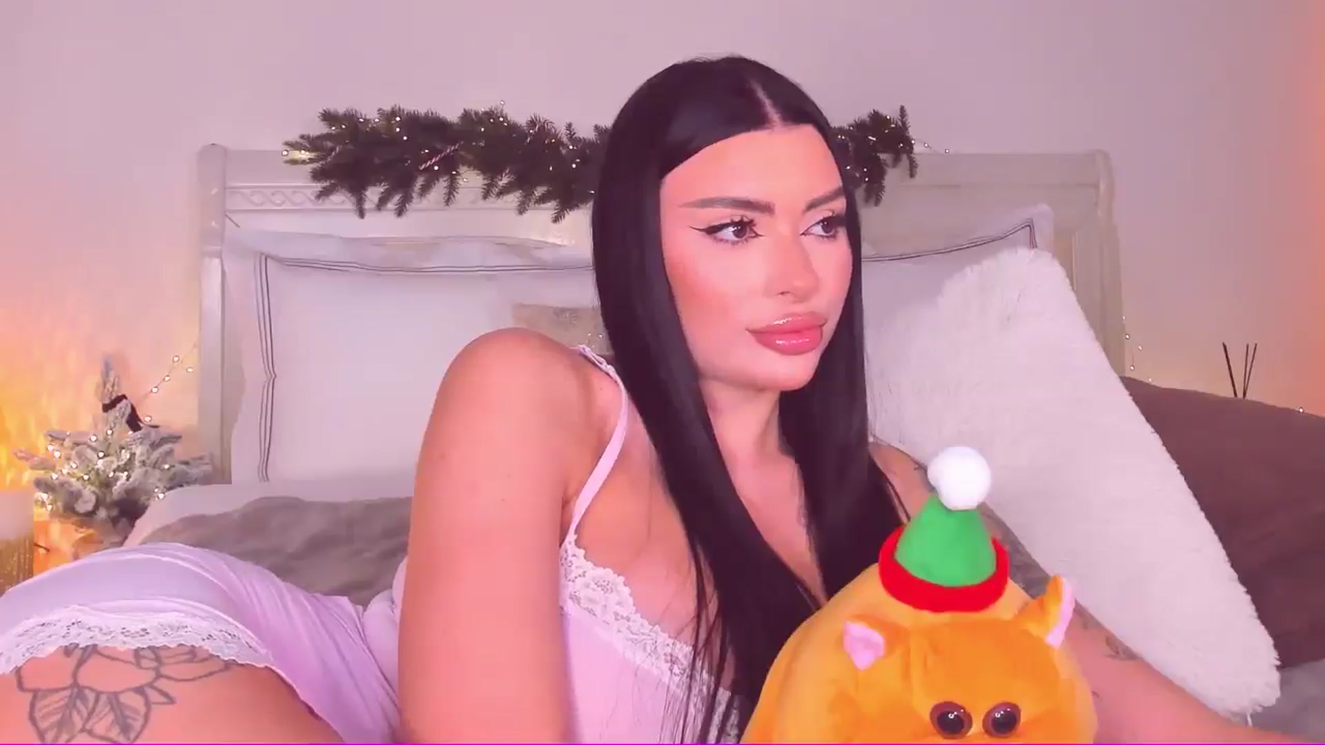 Gallery image thumbnail from Mary_Harris_'s myfreecams stream on, 01/18/2025, 18:16 image 12 of 20