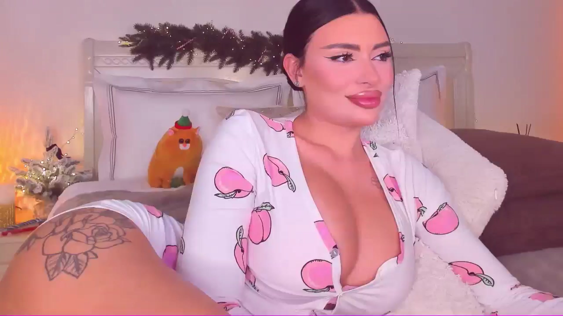 Gallery image thumbnail from Mary_Harris_'s myfreecams stream on, 01/18/2025, 21:06 image 5 of 20