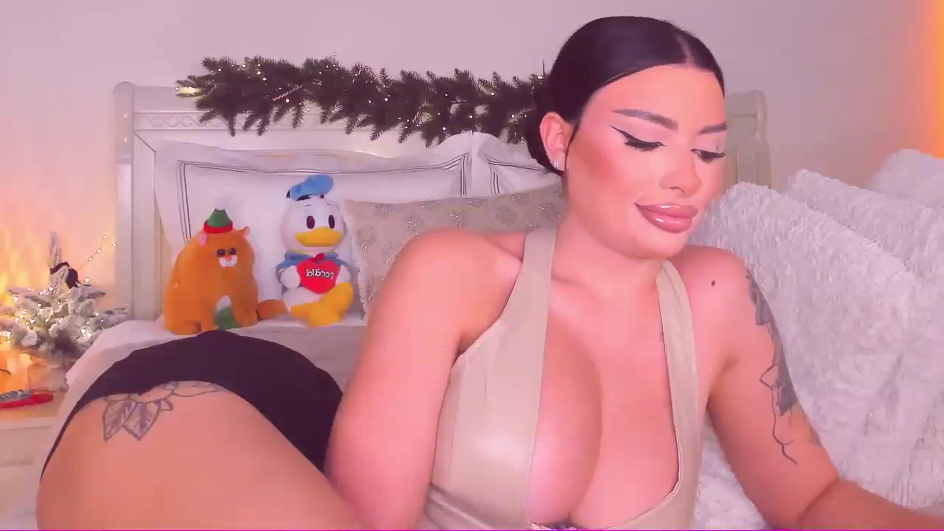 Gallery image thumbnail from Mary_Harris_'s myfreecams stream on, 01/19/2025, 12:34 image 6 of 20