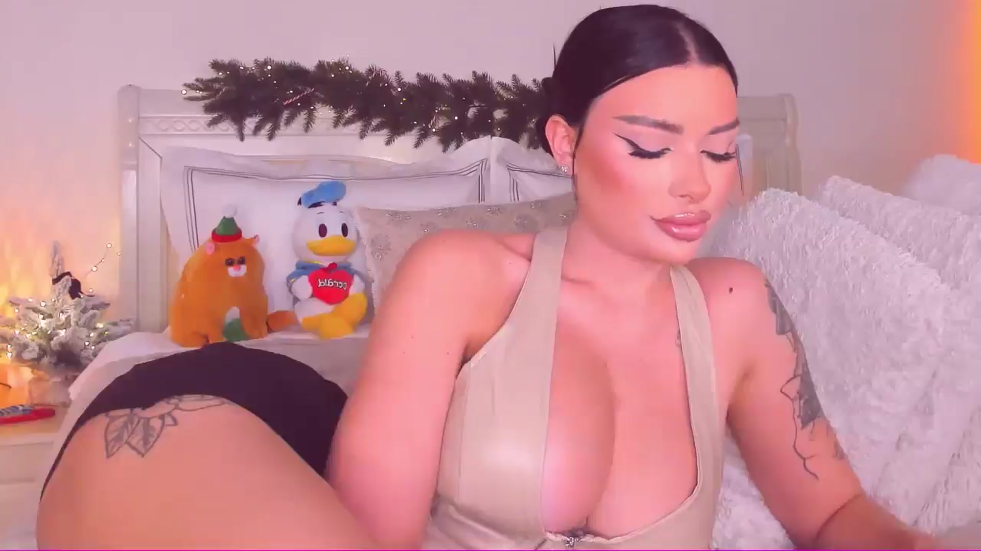 Gallery image thumbnail from Mary_Harris_'s myfreecams stream on, 01/19/2025, 12:34 image 3 of 20