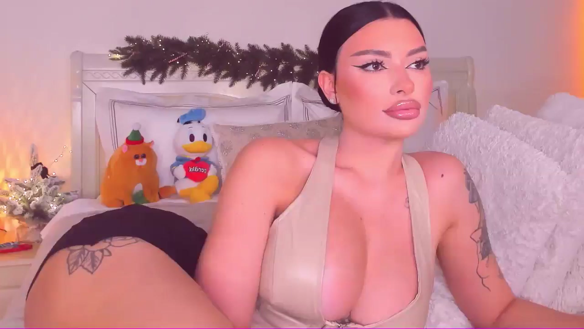 Gallery image thumbnail from Mary_Harris_'s myfreecams stream on, 01/19/2025, 12:34 image 1 of 20