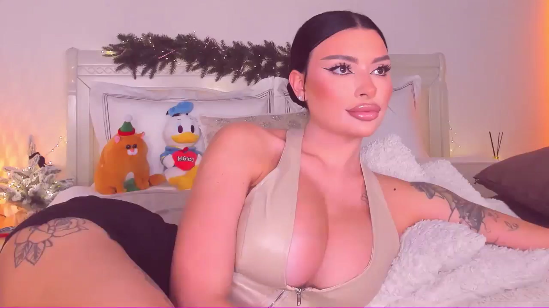 Gallery image thumbnail from Mary_Harris_'s myfreecams stream on, 01/19/2025, 12:34 image 15 of 20