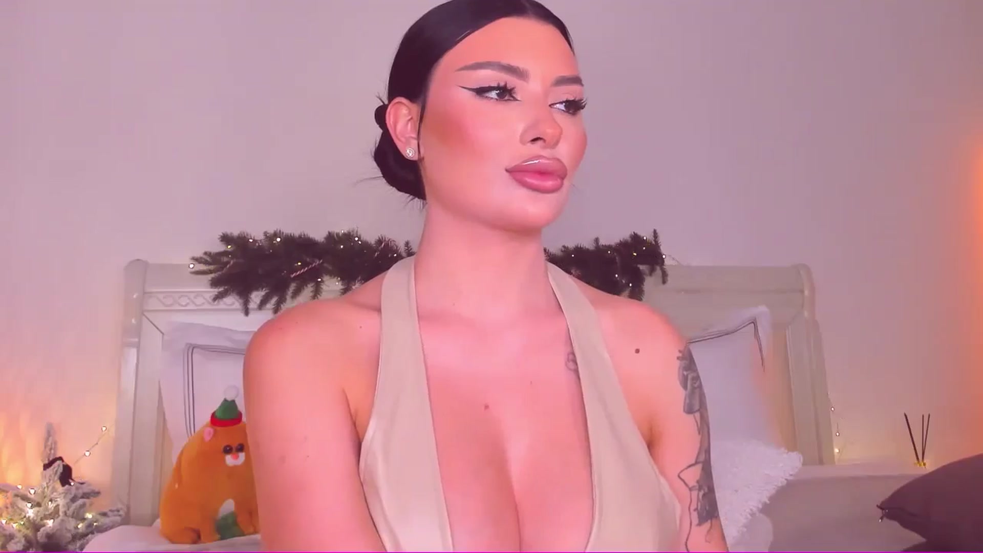 Gallery image thumbnail from Mary_Harris_'s myfreecams stream on, 01/19/2025, 14:18 image 18 of 20
