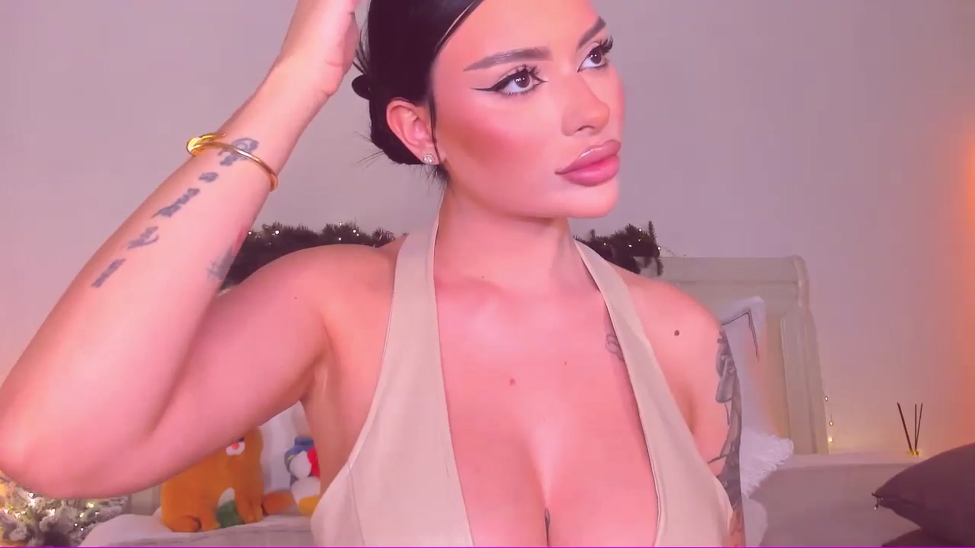 Gallery image thumbnail from Mary_Harris_'s myfreecams stream on, 01/19/2025, 14:18 image 9 of 20