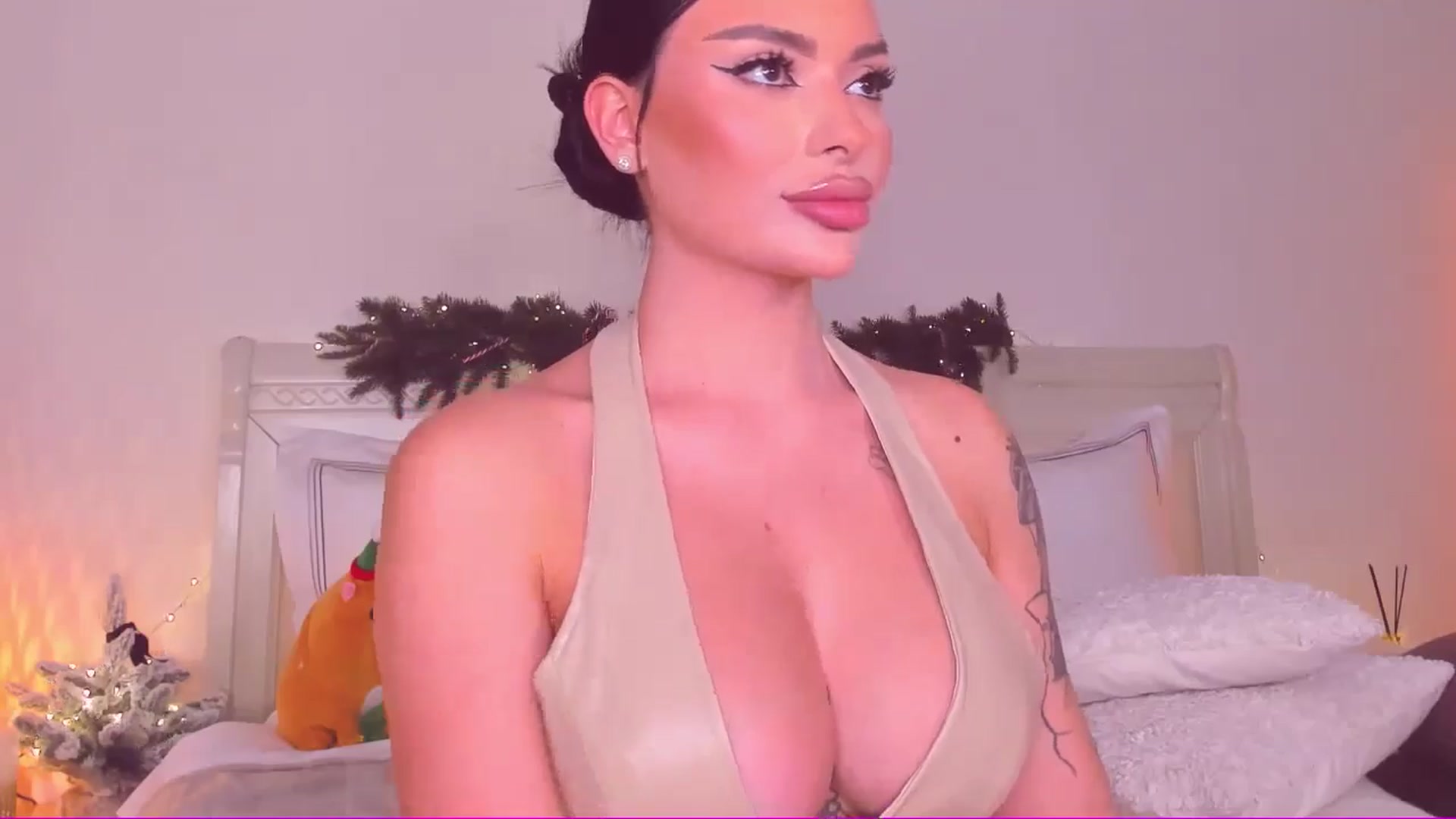 Gallery image thumbnail from Mary_Harris_'s myfreecams stream on, 01/19/2025, 16:14 image 8 of 20
